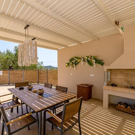 Del Norte Villa