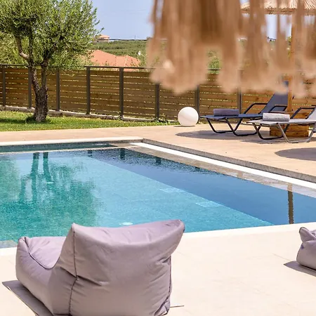 Del Norte Villa *