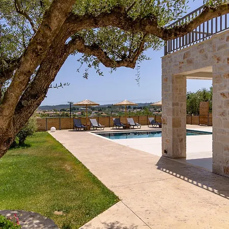Del Norte Villa *