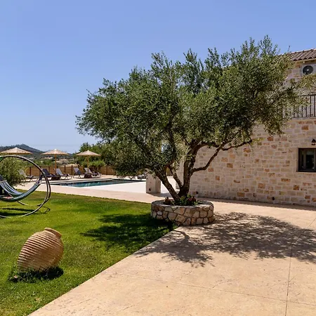 Del Norte Villa *